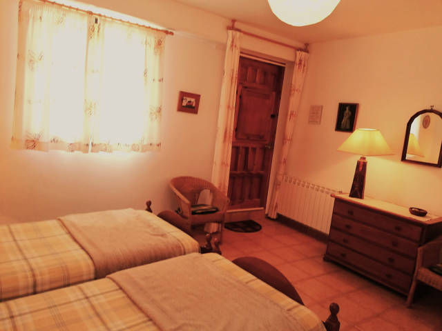 bedroom / dormitorio