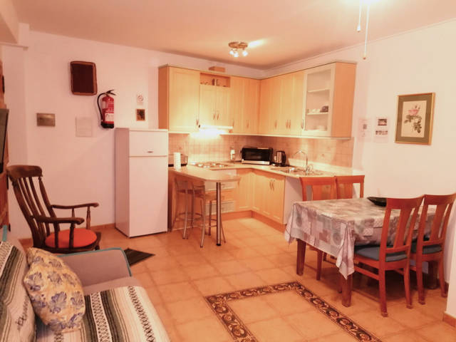 dining kitchen / comedor / cocina