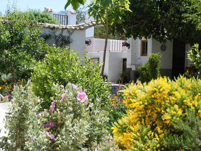 Relaxing gardens / Jardines para relajarte