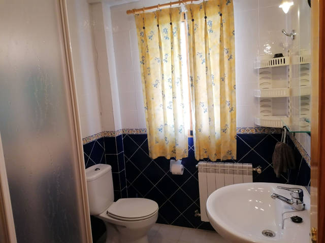 La Higuera bathroom en suite / La Higuera cuarto de baño en suite